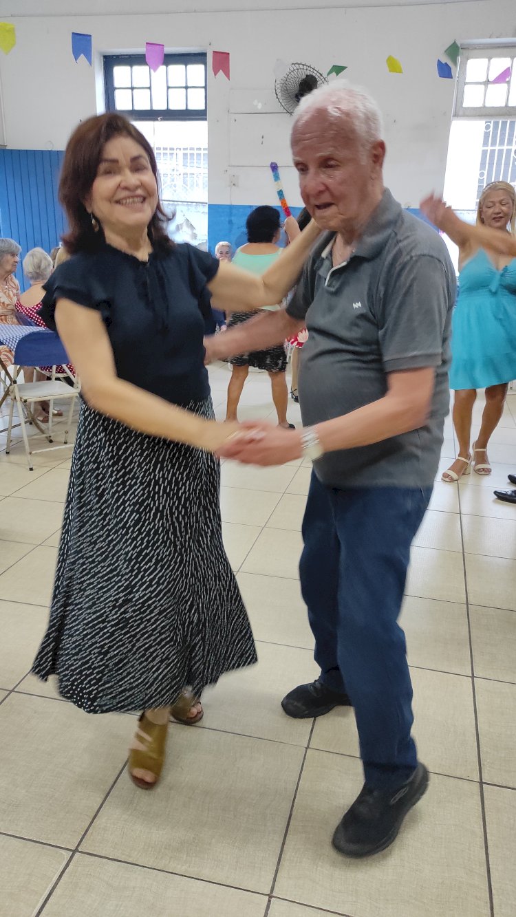 Retorno do Clube Ideal e os seus bailes das quintas-feiras em Niterói/RJ!